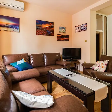 Apartment The Rocky House - & Private 2bdr By Flat Mаnager Plovdiv