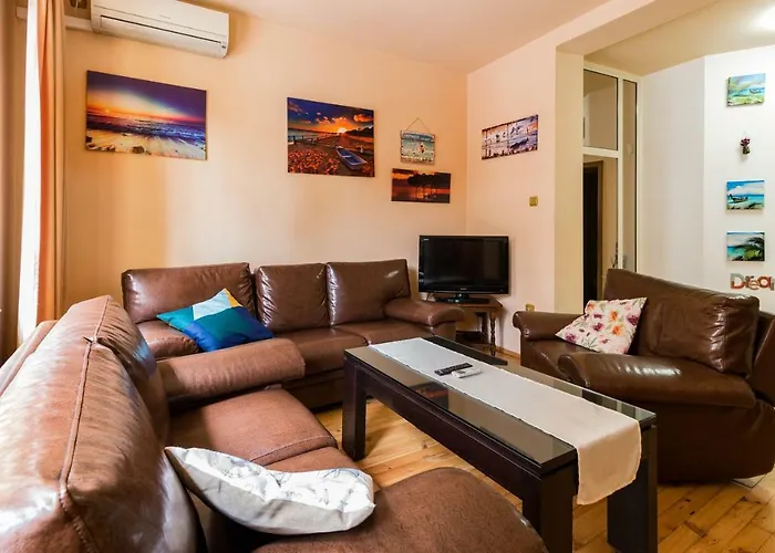 Apartment The Rocky House - & Private 2bdr By Flat Mаnager Plovdiv